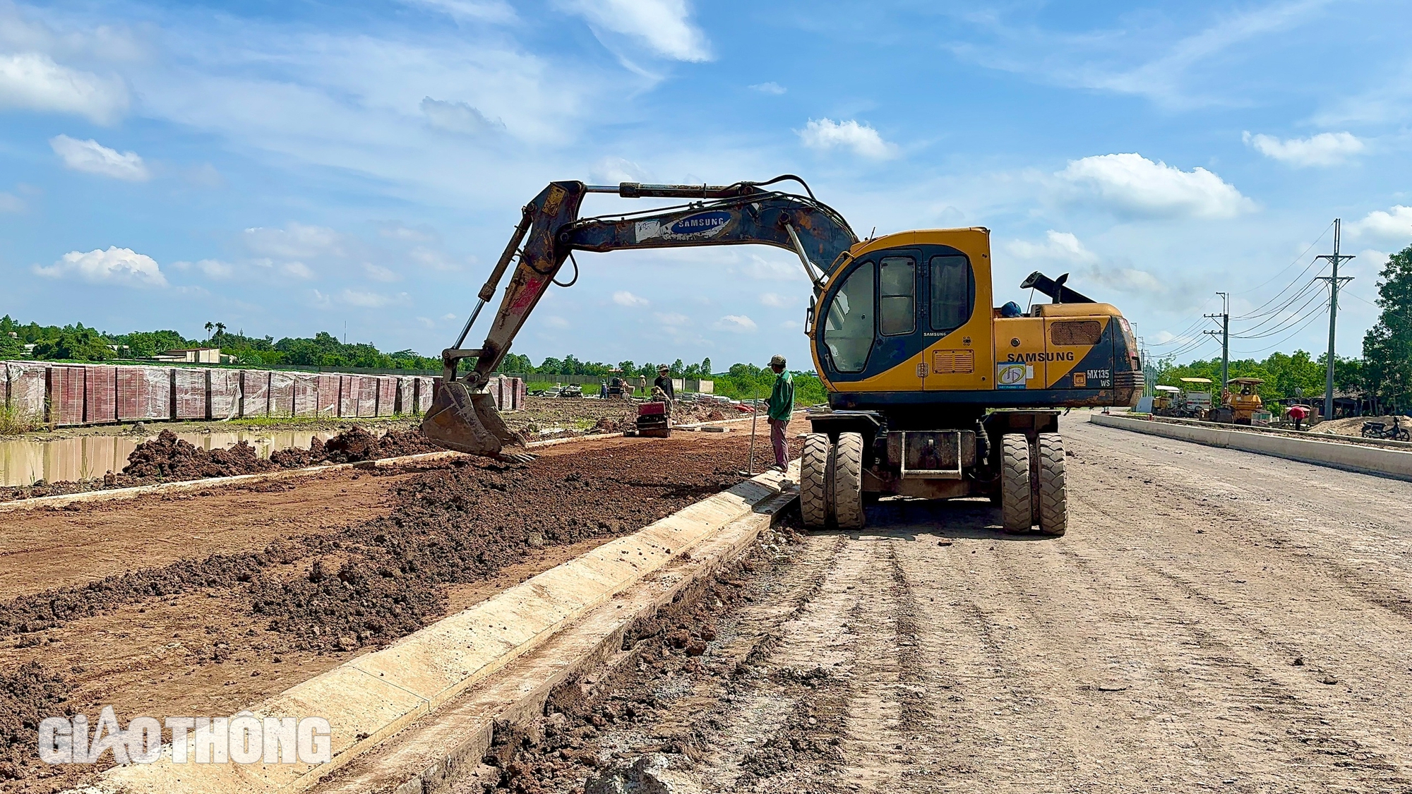 Ngắm diện mạo khu tái định cư Long Phước, cuối tháng 12 đón những cư dân đầu tiên- Ảnh 1.