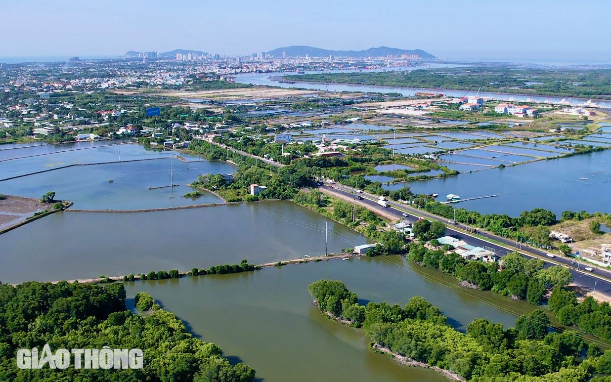 Phố biển hối hả chuyển mình với 8 đường giao thông trục ngang hiện đại- Ảnh 6.