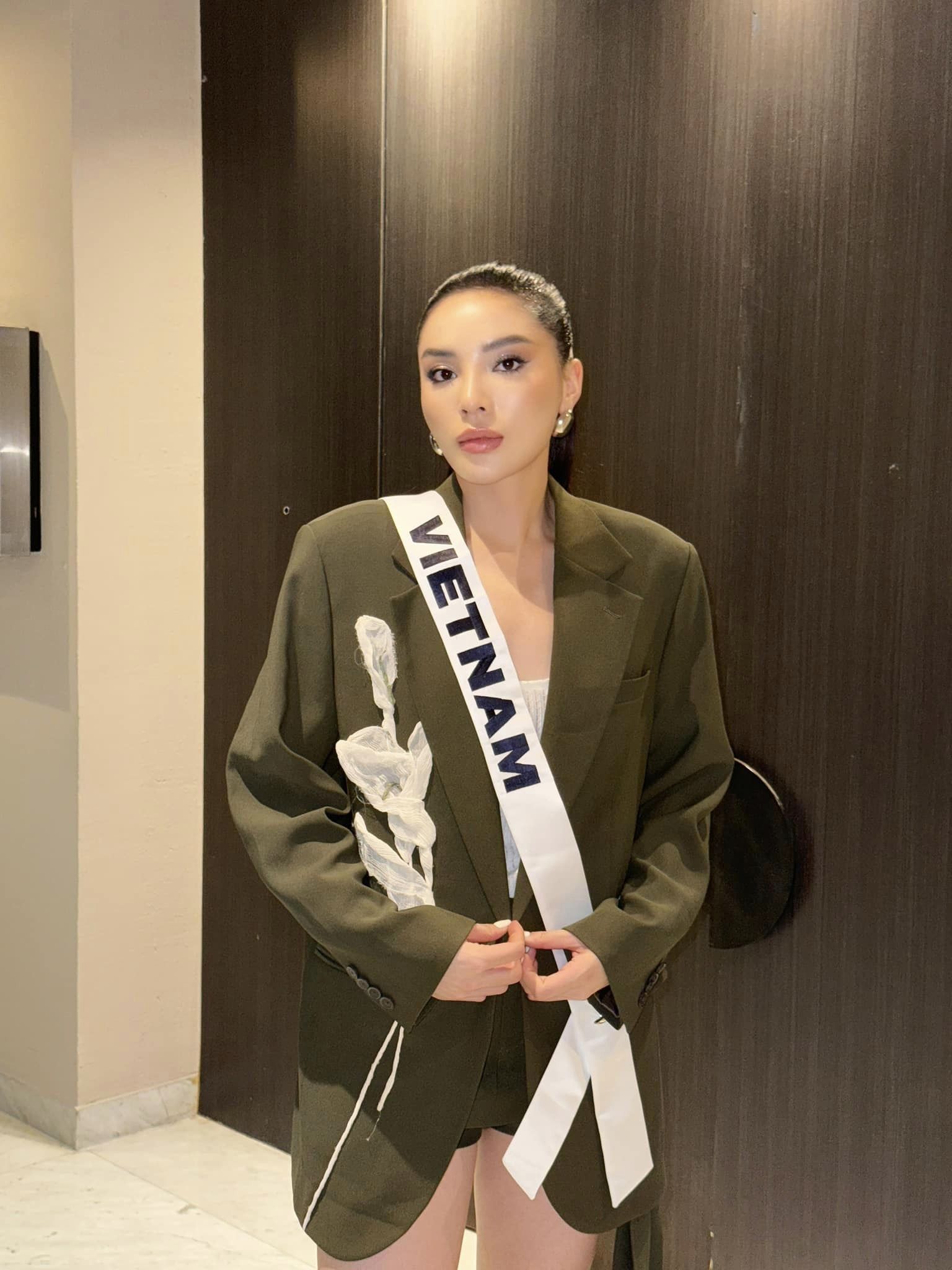 Kỳ Duyên lộ diện trong ngày 7 chinh chiến Miss Universe, thay đổi 1 chi tiết gây chú ý- Ảnh 7.