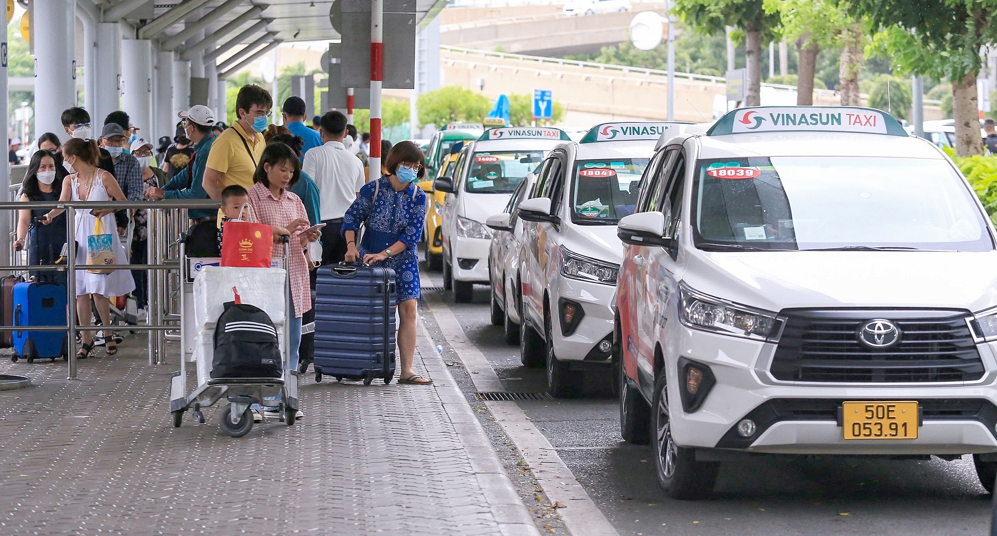 Khách đi taxi sẽ được thỏa thuận giá cước?- Ảnh 1.