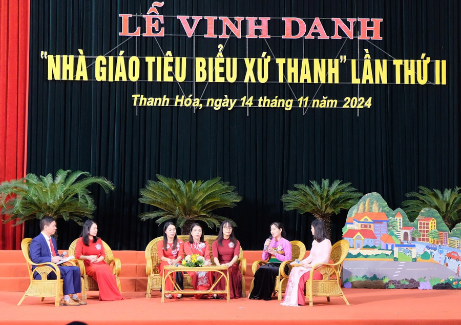 Thanh Hóa tổ chức Lễ vinh danh "Nhà giáo tiêu biểu xứ Thanh"- Ảnh 2.