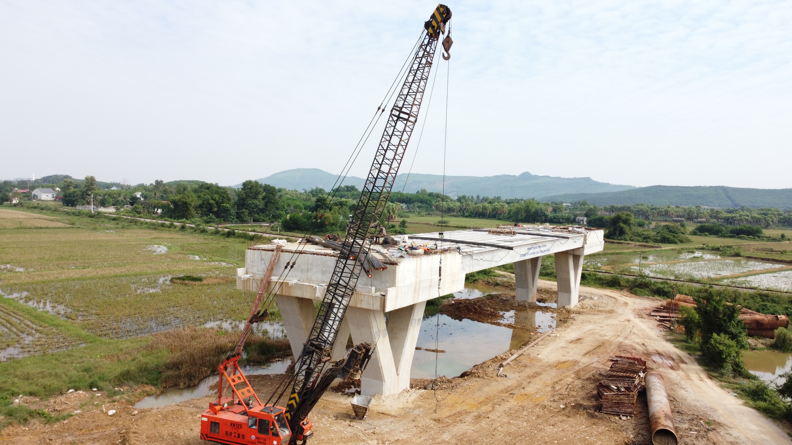 Thanh Hóa: Tuyến đường nghìn tỷ nối QL1 với cao tốc Bắc - Nam dần thành hình- Ảnh 12.