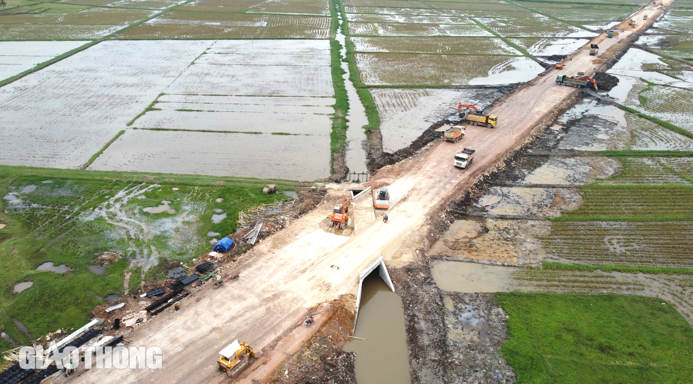 Thanh Hóa: Tuyến đường nghìn tỷ nối QL1 với cao tốc Bắc - Nam dần thành hình- Ảnh 2.