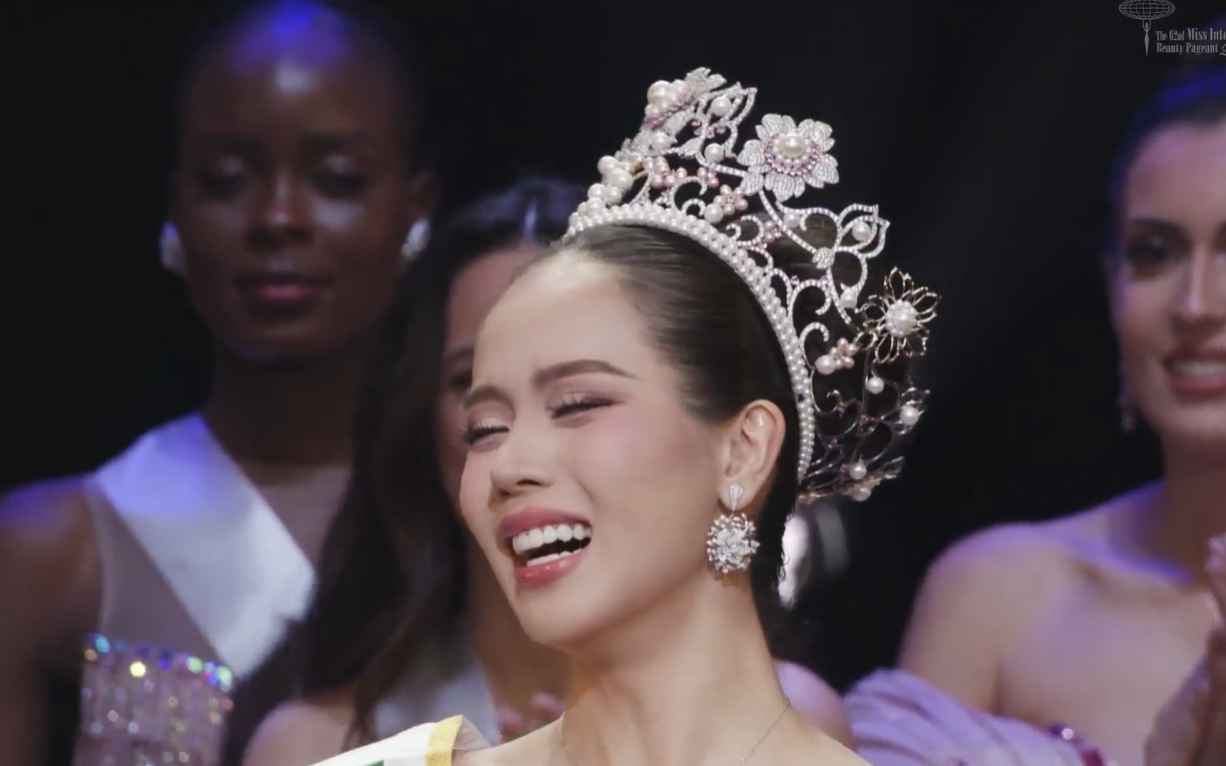 Lần đầu tiên trong lịch sử: Hoa hậu Huỳnh Thị Thanh Thủy đăng quang Miss International 2024