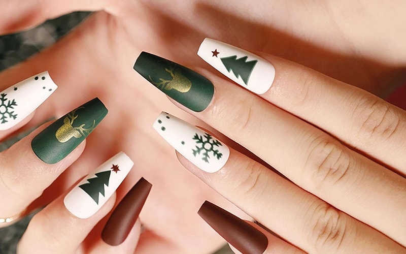 Top 5 mẫu nail noel đẹp đơn giản có thể làm tại nhà