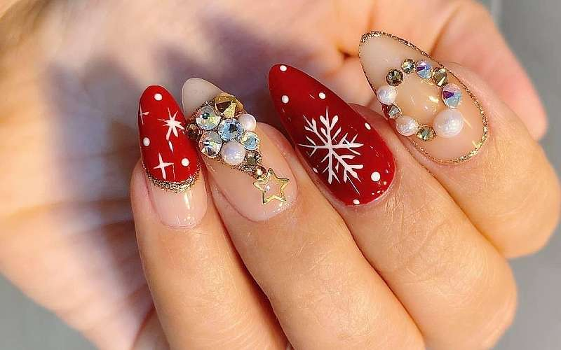 Tuyển tập những mẫu nail noel lôi cuốn mang lại một nét độc đáo của giới trẻ