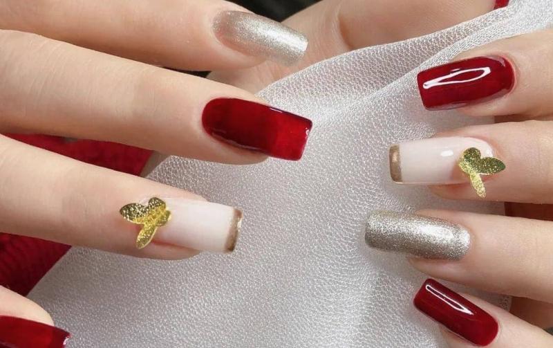 Giới thiệu những mẫu nail Tết 2025 độc đáo