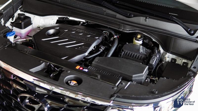 Cập nhật bảng thông số xe Hyundai Custin 2024