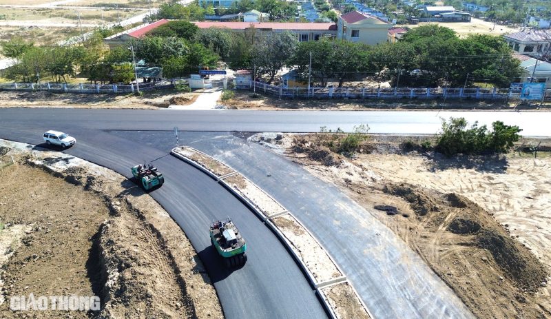 Đường Vành đai phía bắc Ninh Thuận thông xe cuối tháng 6/2025- Ảnh 5. Đường Vành đai phía bắc Ninh Thuận thông xe cuối tháng 6/2025- Ảnh 5.