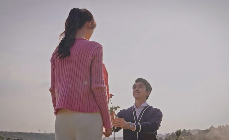 Phim Việt giờ vàng bị chê "làm ra chỉ để quảng cáo nước mắm và nhẫn cưới" - Ảnh 1. Phim Việt giờ vàng bị chê "làm ra chỉ để quảng cáo nước mắm và nhẫn cưới" - Ảnh 1.
