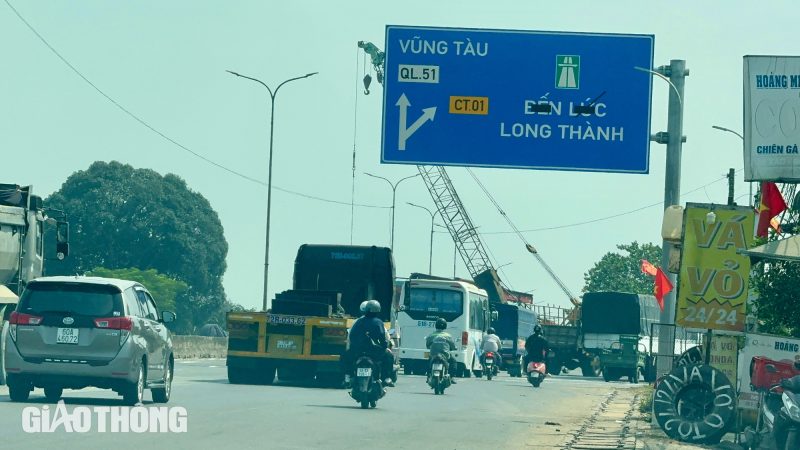 Cao tốc Bến Lức - Long Thành góp phần chia tải quốc lộ 51- Ảnh 4. Cao tốc Bến Lức - Long Thành góp phần chia tải quốc lộ 51- Ảnh 4.
