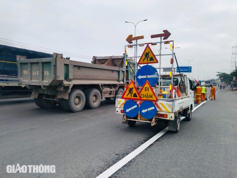 Đồng loạt khắc phục sửa chữa các điểm hư hỏng trên tuyến quốc lộ 51- Ảnh 6. Đồng loạt khắc phục sửa chữa các điểm hư hỏng trên tuyến quốc lộ 51- Ảnh 6.