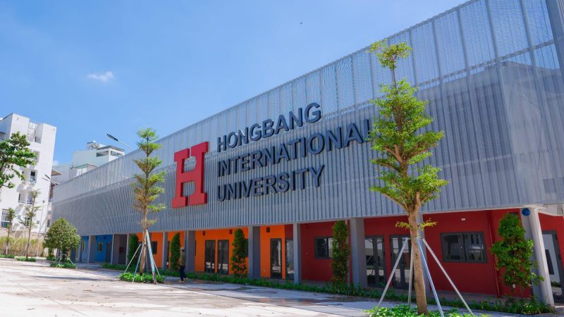 HIU tung chính sách học phí đặc biệt năm 2025: Học phí nhẹ nhàng, học bổng ngập tràn- Ảnh 2. HIU tung chính sách học phí đặc biệt năm 2025: Học phí nhẹ nhàng, học bổng ngập tràn- Ảnh 2.