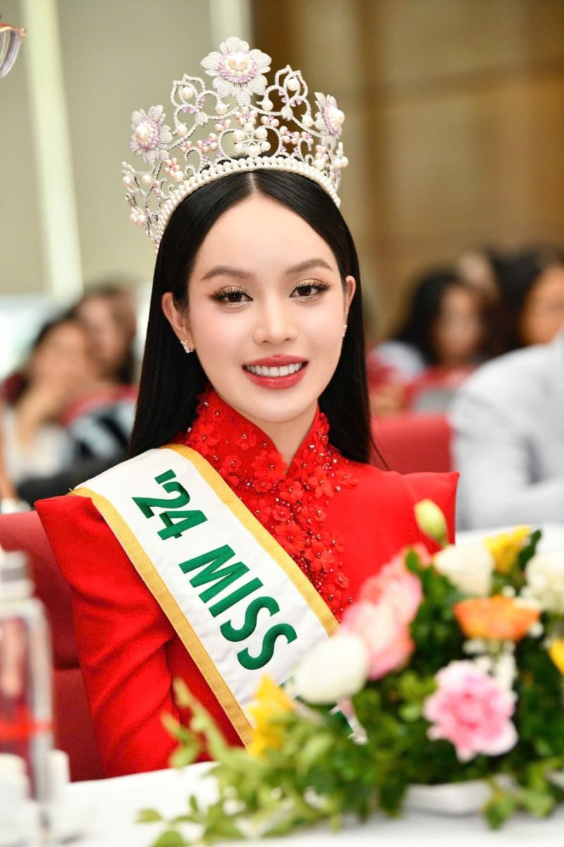 Thanh Thủy là đại diện Việt Nam duy nhất lọt vào top 50 Hoa hậu đẹp nhất thế giới