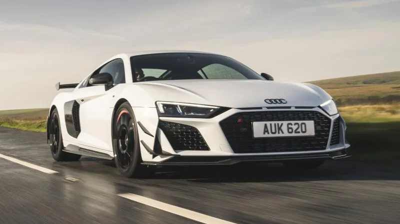 Review dòng xe ô tô Audi R8 đẳng cấp và sang trọng