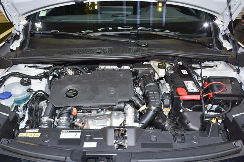 Những ưu điểm về dòng xe Peugeot 2008 khá được ưa chuộng