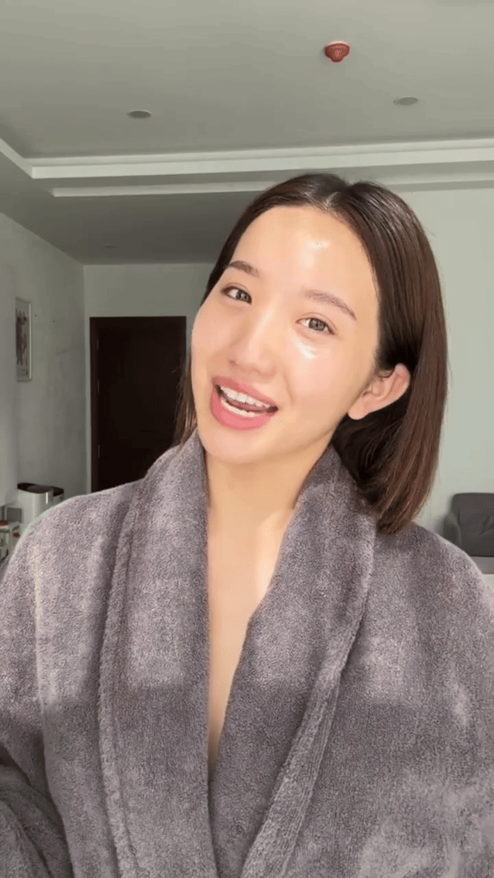 Thiếu phu nhân là hot beauty blogger, clip dưỡng da nào trông cũng xịn và nhiều tiền- Ảnh 13. Thiếu phu nhân là hot beauty blogger, clip dưỡng da nào trông cũng xịn và nhiều tiền- Ảnh 13.