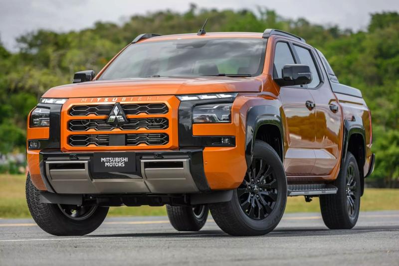 Review dòng xe ô tô Mitsubishi Triton mới nhất 2025