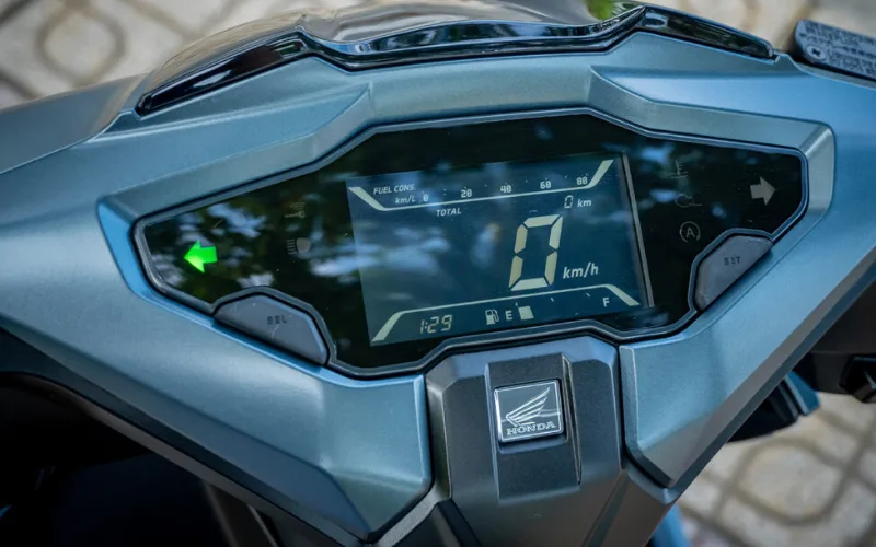 honda-airblade-2025-8-png