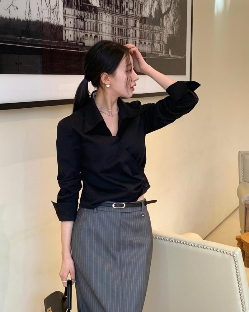 kieu-ao-ket-hop-voi-chan-vay-dai-4-1515 Áo sơ mi vốn được biết đến với nét thanh lịch và sự chỉn chu trong thiết kế