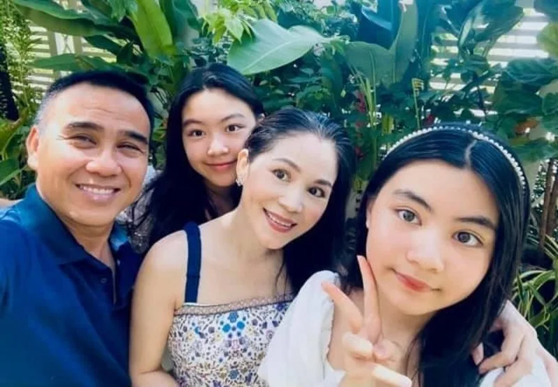 mc quyen linh khoe anh ngay ay bay gio cua con gai ut nhan sac ai nu gay sot 134922 jpg
