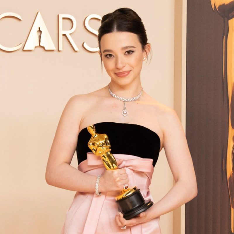 Sao phim 18+ ẵm tượng vàng Oscar nhờ vai vũ nữ thoát y, đẹp không tì vết nhờ thường xuyên làm điều này- Ảnh 4. Sao phim 18+ ẵm tượng vàng Oscar nhờ vai vũ nữ thoát y, đẹp không tì vết nhờ thường xuyên làm điều này- Ảnh 4.