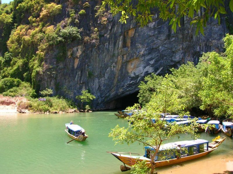 Tour viếng mộ Võ Nguyên Giáp 1 ngày Tour viếng mộ Võ Nguyên Giáp 1 ngày