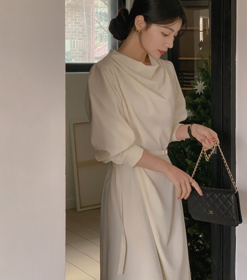 10 layout trang điểm và làm tóc tuyệt xinh cho ngày 8/3 - Ảnh 7. 10 layout trang điểm và làm tóc tuyệt xinh cho ngày 8/3 - Ảnh 7.