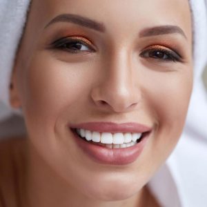 Những lý do nên lựa chọn bọc răng sứ Titan bạn đã biết?