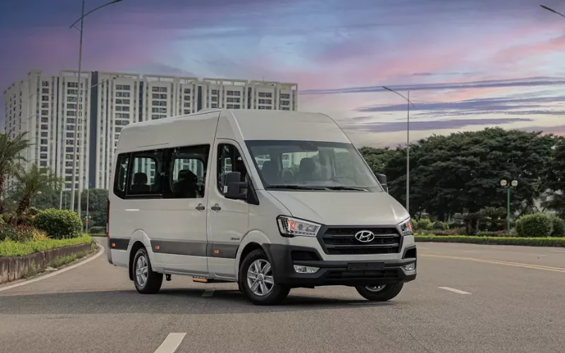 cac-dong-xe-16-cho-3-png Xe 16 chỗ Hyundai Solati