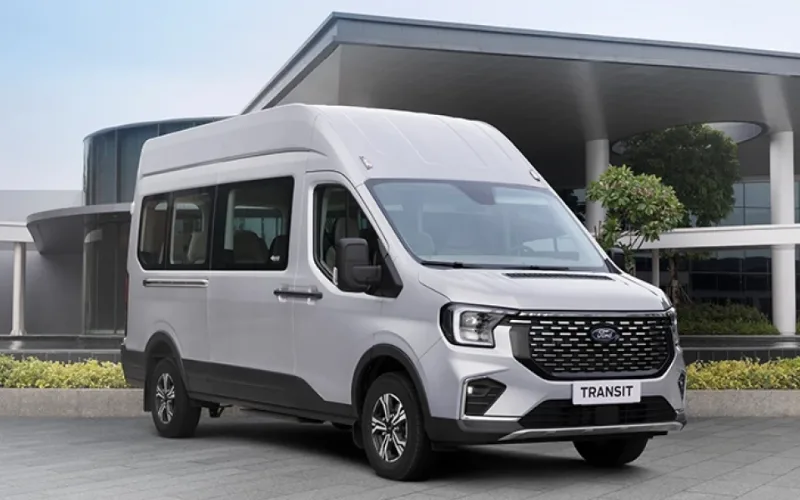 cac-dong-xe-16-cho-8-png Ford Transit là một mẫu xe 16 chỗ ngồi đa dụng, mạnh mẽ và an toàn