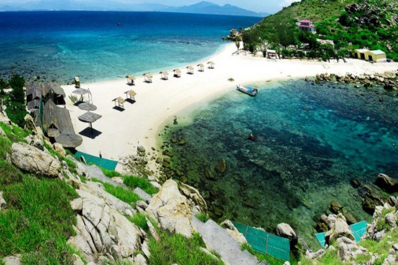 tour Đảo Yến Hòn Nội 1 ngày tour Đảo Yến Hòn Nội 1 ngày