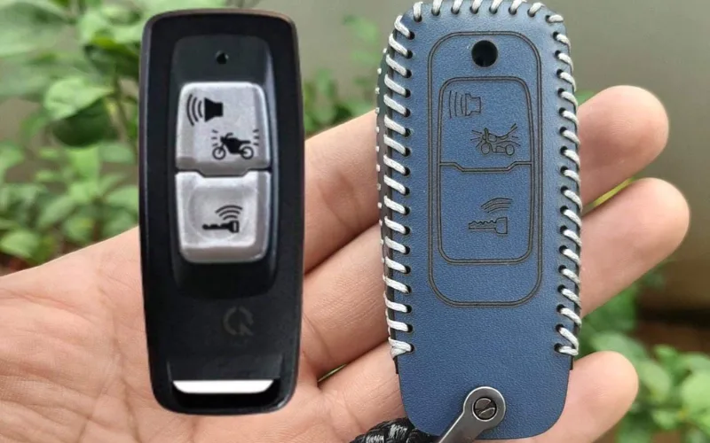 honda-sh-mode-9-png SH Mode 2025 sử dụng hệ thống khóa thông minh Smartkey được tích hợp trực tiếp trên xe
