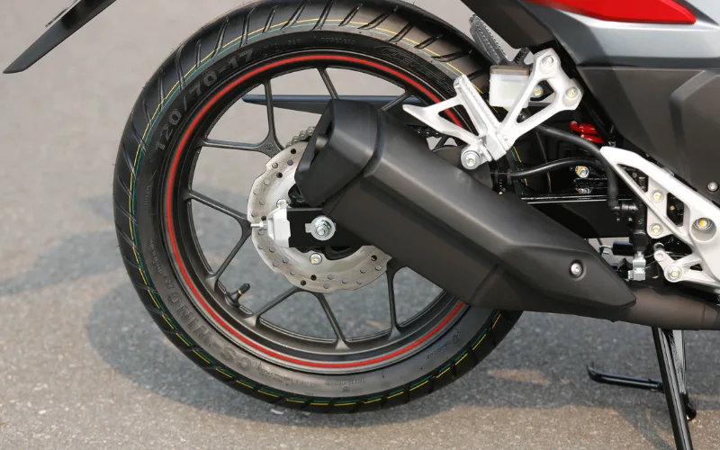 honda-winner-2025-8-png Honda Winner 2025 vẫn được trang bị khối động cơ 4 kỳ, xy-lanh đơn, dung tích 150cc