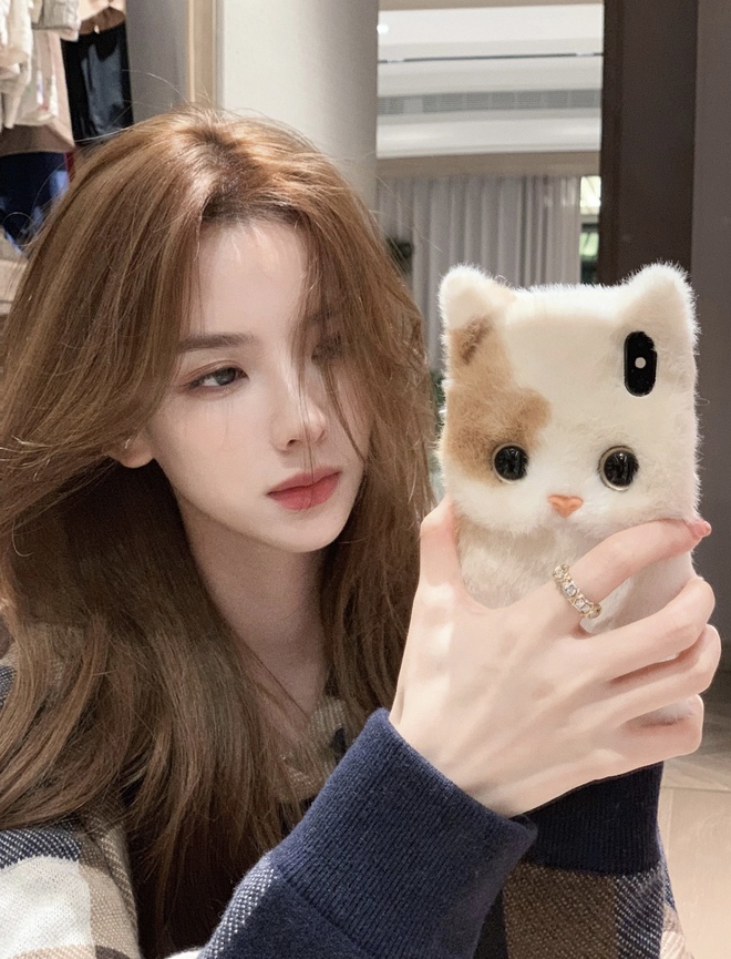 Người phớt lờ thiếu gia giàu nhất Trung Quốc được khen đẹp như Người phớt lờ thiếu gia giàu nhất Trung Quốc được khen đẹp như