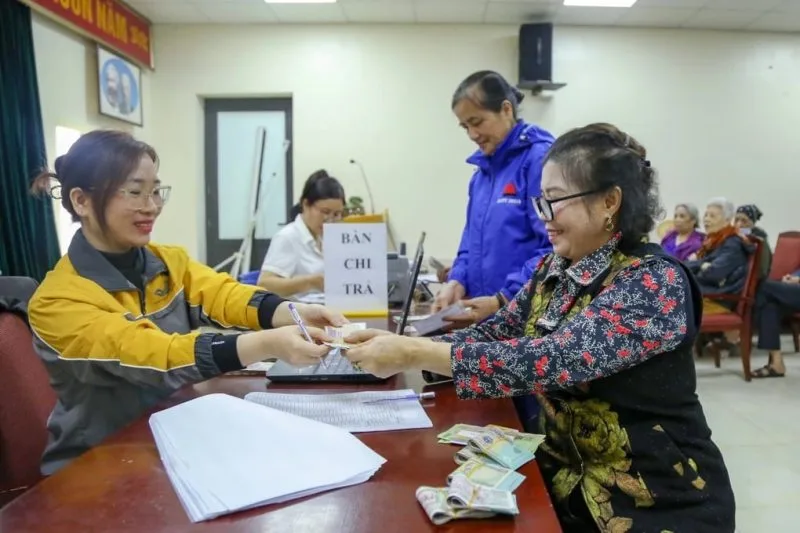 muc luong huu hang thang ap dung tu 1 7 2025 cao nhat la bao nhieu tien 103337 jpg