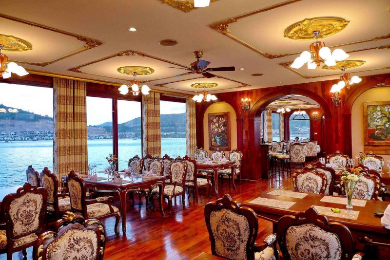 Tour du thuyền Emperor Nha Trang Tour du thuyền Emperor Nha Trang