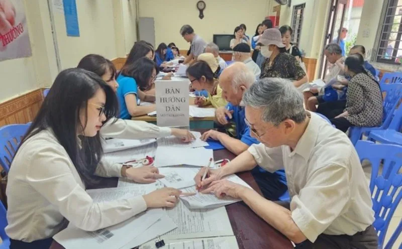 3 muc tang luong huu chinh thuc tu nam 2025 nguoi dan ngo ngang truoc muc tang cao nhat 161036 jpg