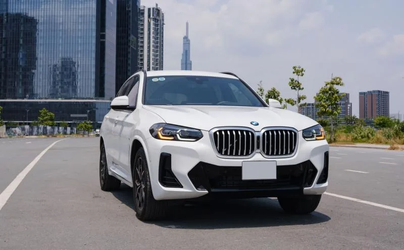 Gợi ý các dòng xe 7 chỗ hạng sang với giá phải chăng