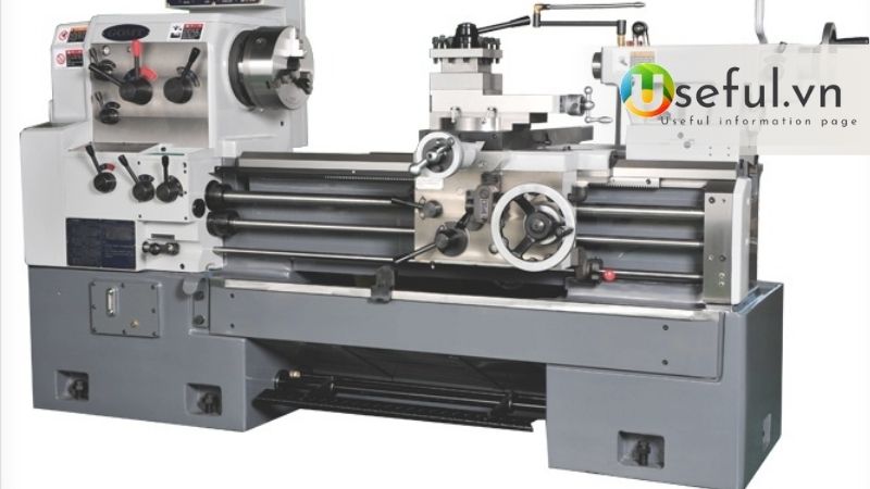 Lợi ích khi sử dụng máy tiện công nghiệp