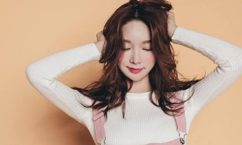 mach nang chon kieu toc giup song sot qua mua nom am kho chiu 084311 jpg