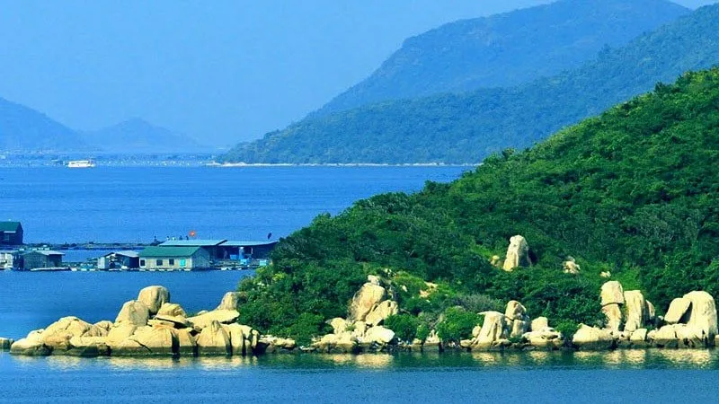 tour vinh van phong min jpg