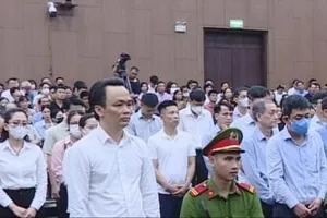 trinh-van-quyet-7-1117-jpg Ông Trịnh Văn Quyết chuẩn bị hầu tòa phúc thẩm