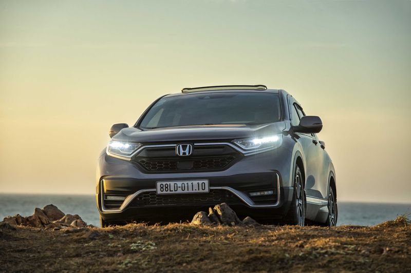 Có nên chọn dòng xe 7 chỗ gầm cao hay không?