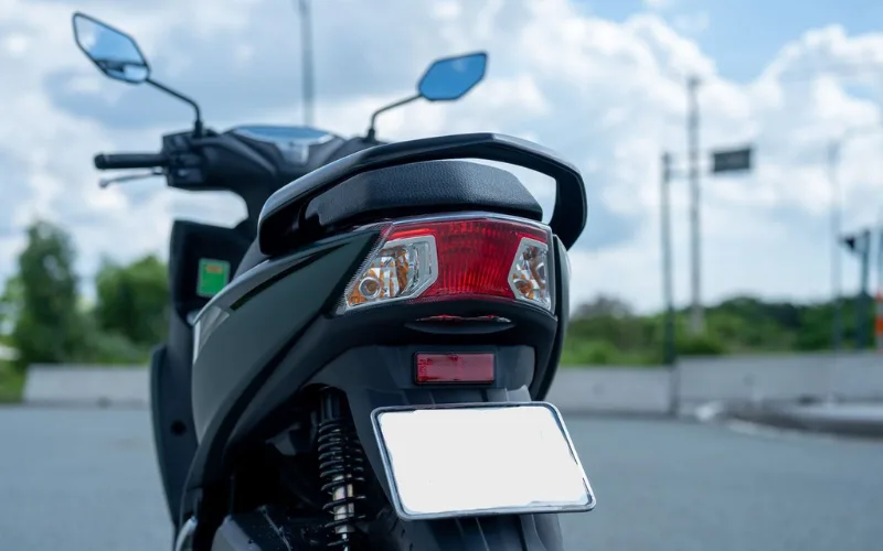 yamaha-freego-6-png Đèn pha LED hiện đại mang lại khả năng chiếu sáng tốt, trong khi đèn hậu halogen có thiết kế đơn giản