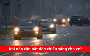 khi nao can bat den chieu sang cho xe png