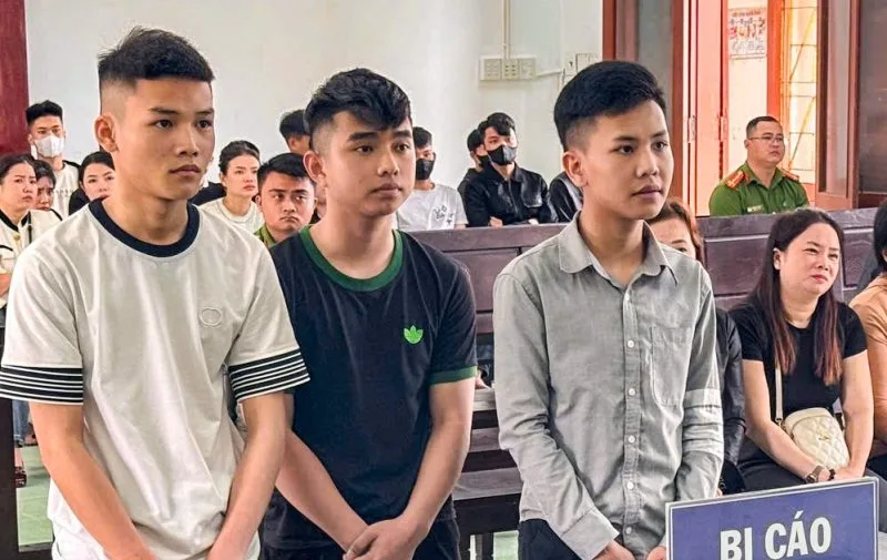 ru-dong-bon-6675-1607-jpg Rủ bạn truy sát người từng đánh bạn mình