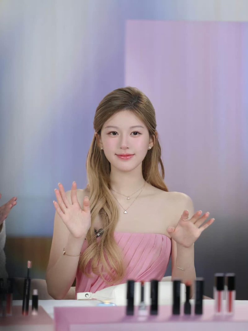 Nhìn Triệu Lộ Tư mà thương- Ảnh 9.