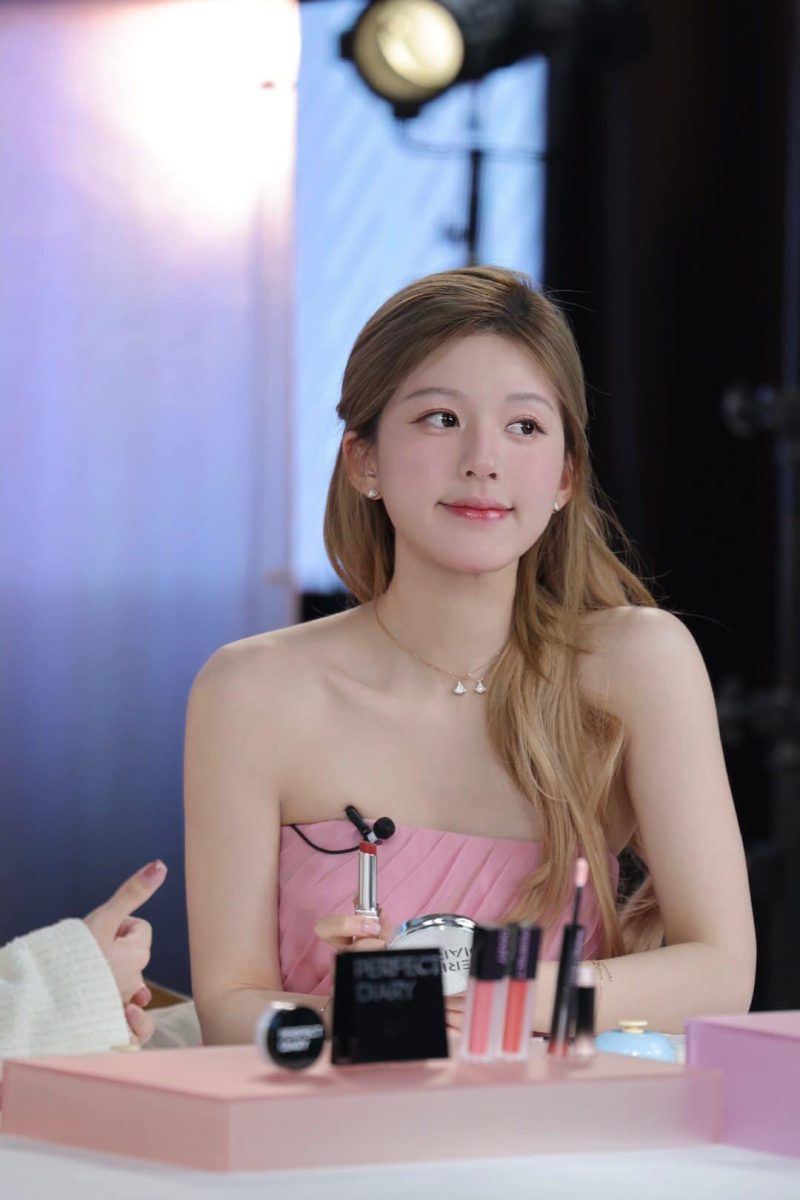 Nhìn Triệu Lộ Tư mà thương- Ảnh 8.