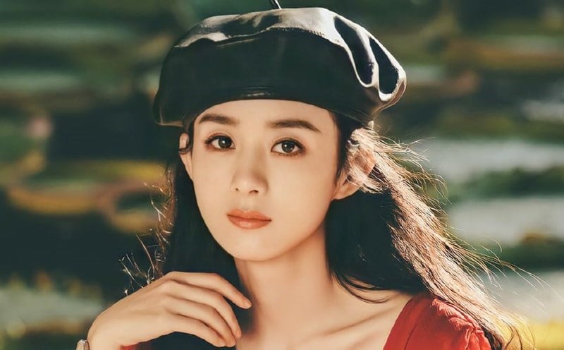 lamdep1-0911 Một trong những sản phẩm không thể thiếu trong chu trình của nữ diễn viên là kem chống nắng.